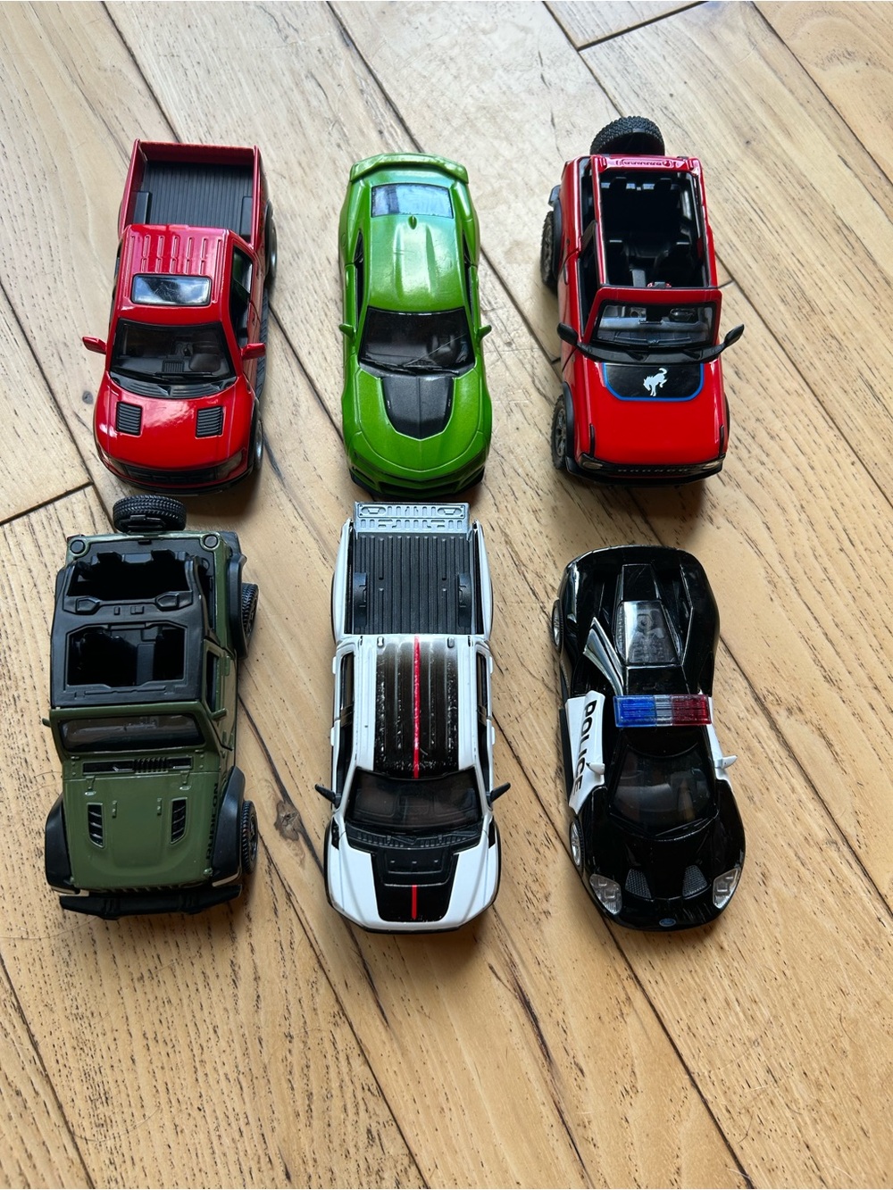 Assorted Kids Die-Cast Toy Car Set - Red, Green, White, Black, Olive